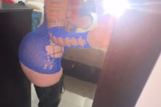 BAKERSFIELD | AVAILABLE 🖤🩵 PETITE PRINCESS 🩷👸🏻 | JUICIEST 🍒 CHERRIE EVER! 😈🔥5⭐ EXPERIENCE!! INCALL + CARDATE + OUTCALLS 🏠 AVAILABLE ✅ READY TO PLAY & PLEASE 💦 - Image 7