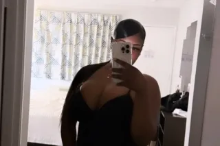 New in town, ready to satisfy ... - Image 1