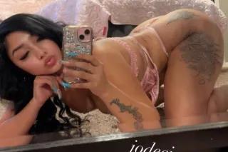 back in town come see me 2 girl Specails - Image 3