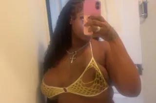 OUTCALL OUTCALL QV DEAL DREAMS COME TRUE THE REAL PRETTY PINK KITTY RAINING WATERS INSIDE N OUTSIDE QV DEALS - Image 5