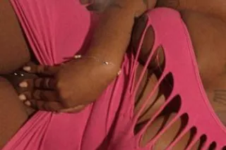 OUTCALL OUTCALL QV DEAL DREAMS COME TRUE THE REAL PRETTY PINK KITTY RAINING WATERS INSIDE N OUTSIDE QV DEALS - Image 1